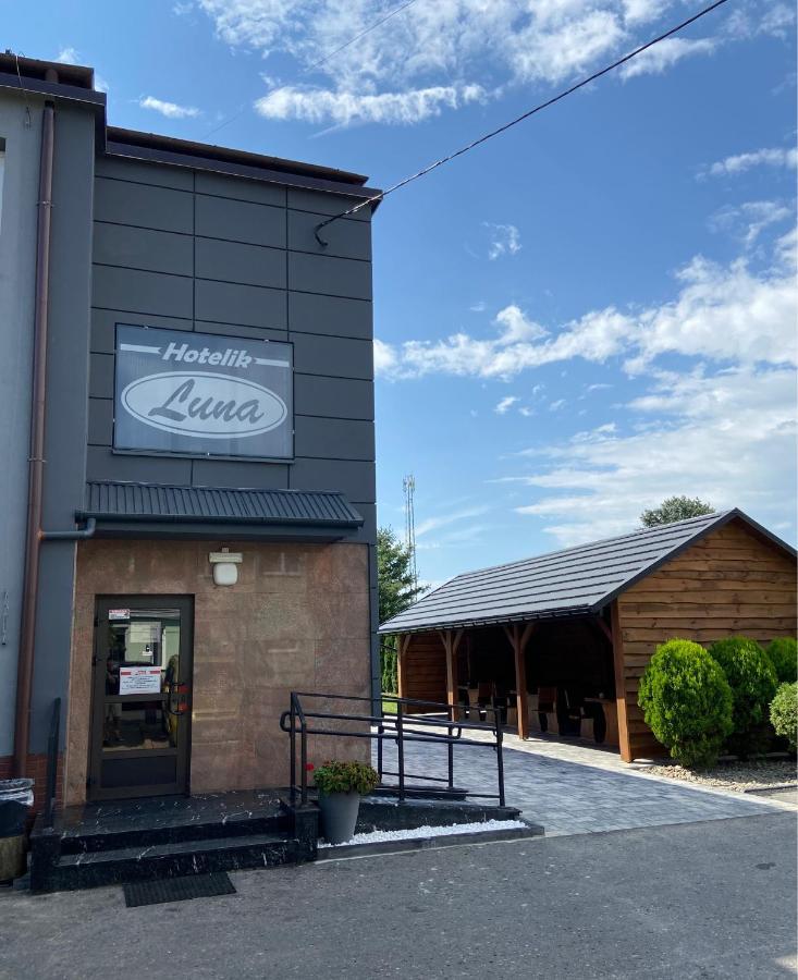 Luna Noclegi I Zakwaterowanie Jaroslaw Exterior photo